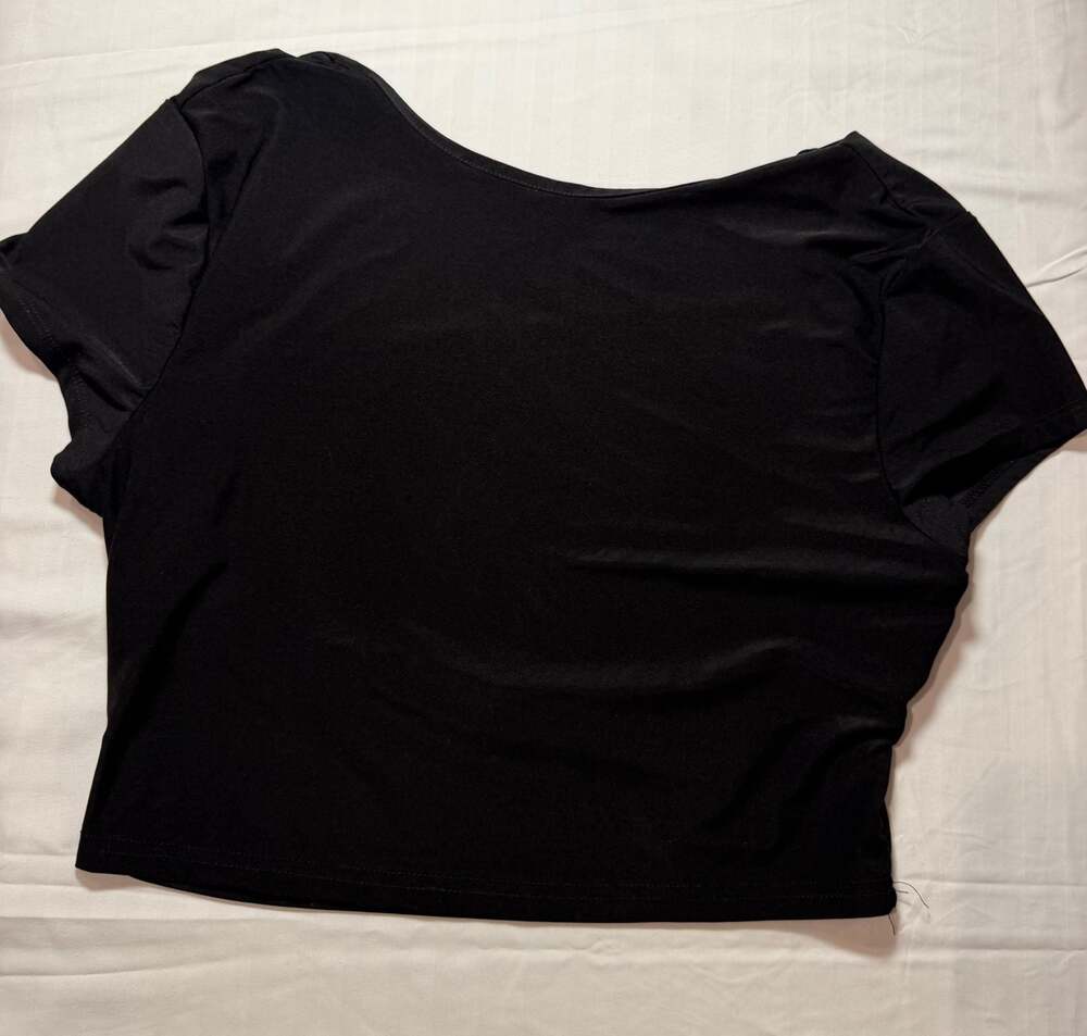 SHEIN Black Short Sleeve Crop Top Size L